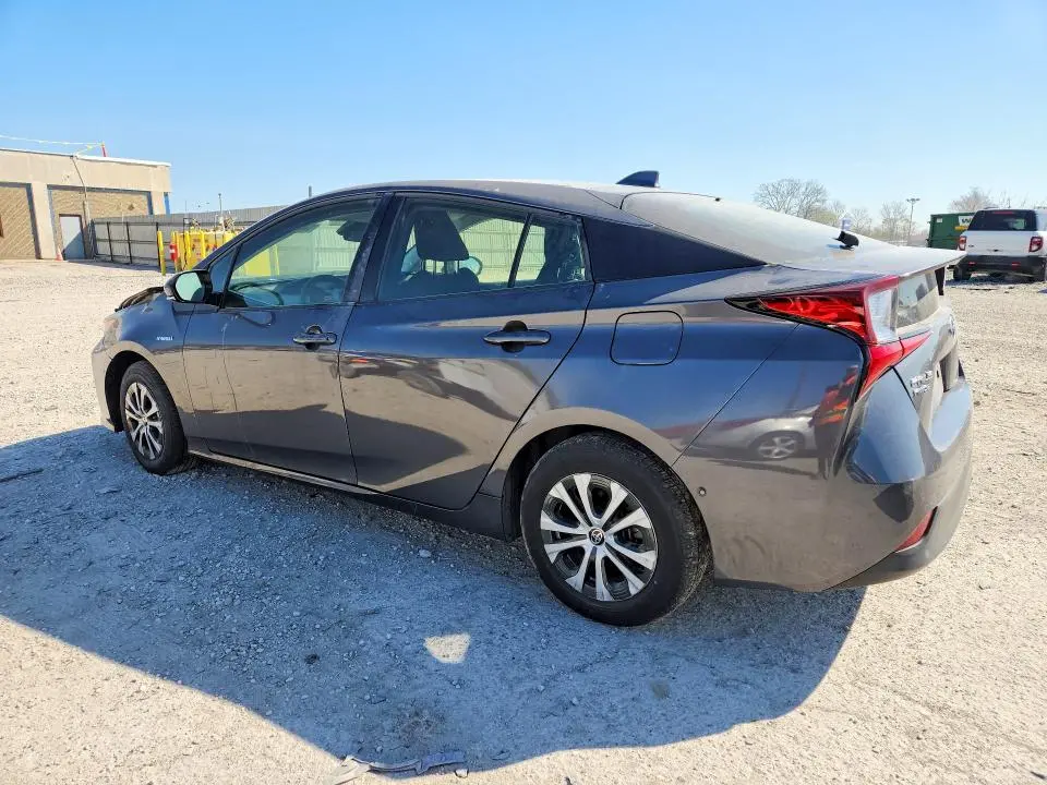 2020 TOYOTA PRIUS LE AWD-E  