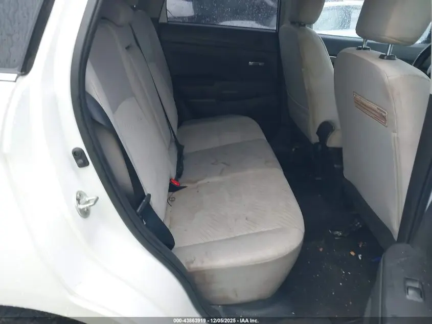 2015 MITSUBISHI OUTLANDER SPORT SE