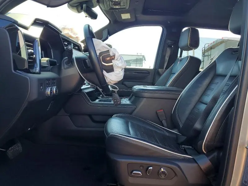2025 GMC SIERRA K2500 AT4X  