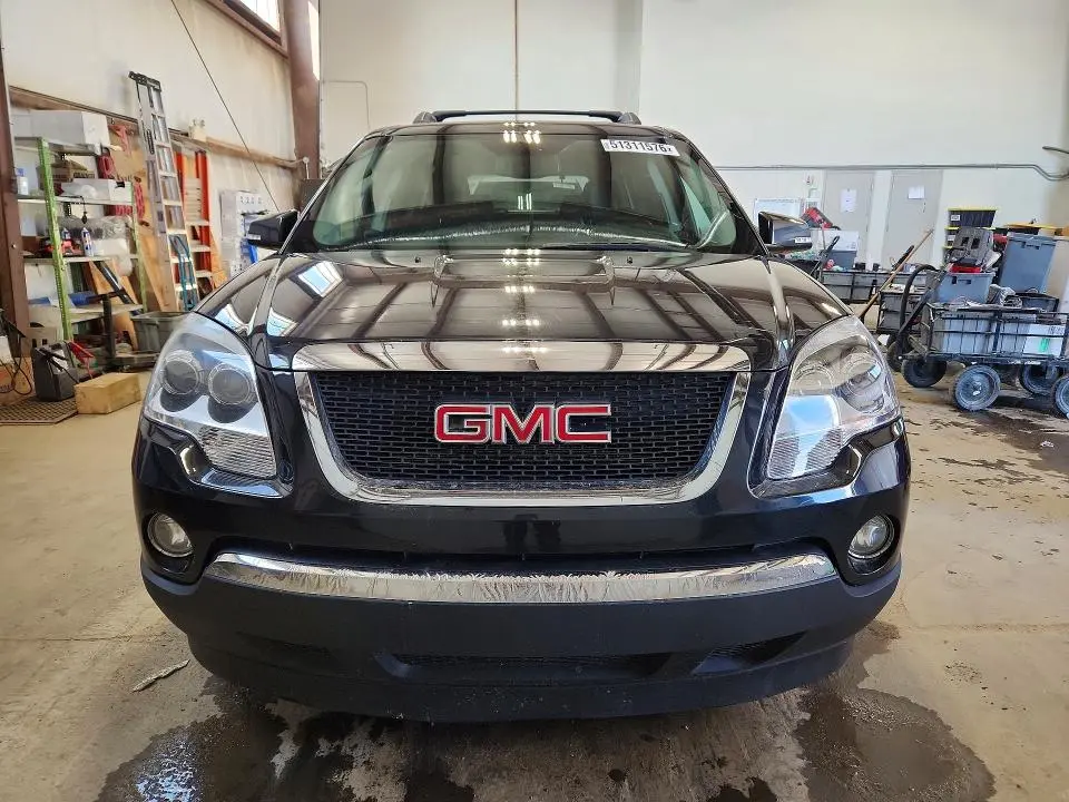 2010 GMC ACADIA SLT-2  