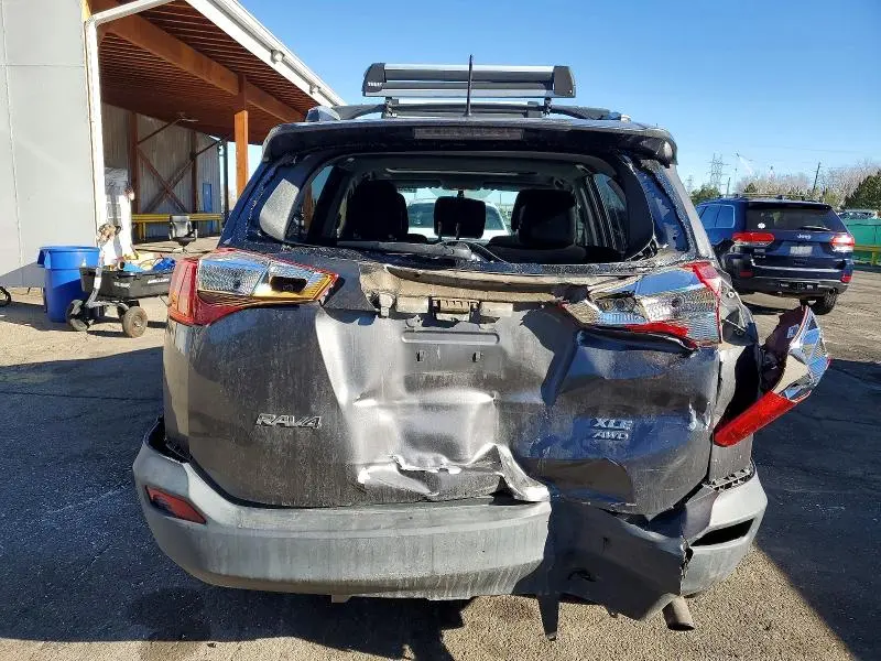 2013 TOYOTA RAV4 XLE  