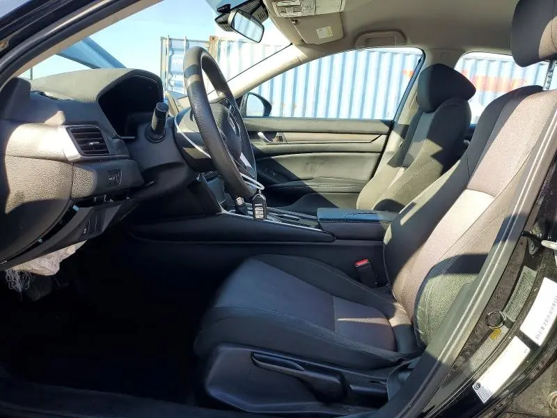 2018 HONDA ACCORD LX  