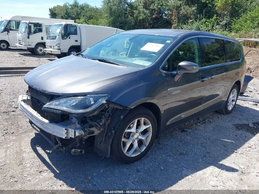 2018 CHRYSLER PACIFICA TOURING PLUS
