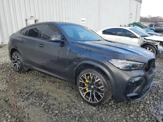 2022 BMW X6 M  