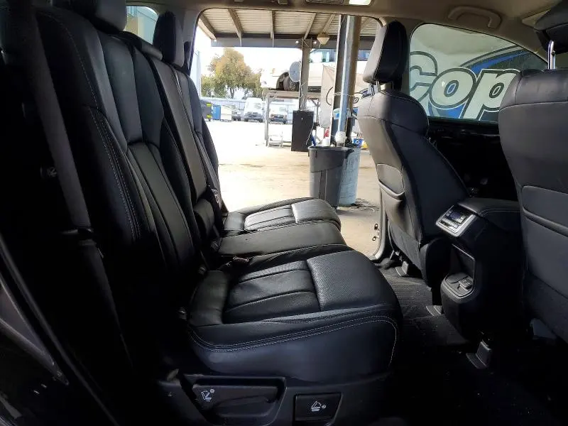 2019 SUBARU ASCENT LIMITED  