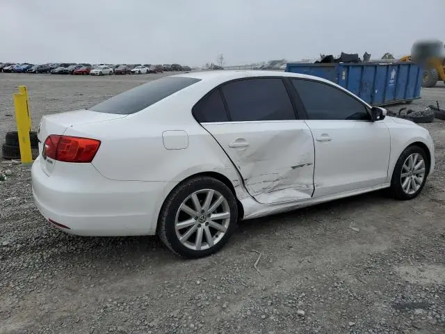 2013 VOLKSWAGEN JETTA SE  