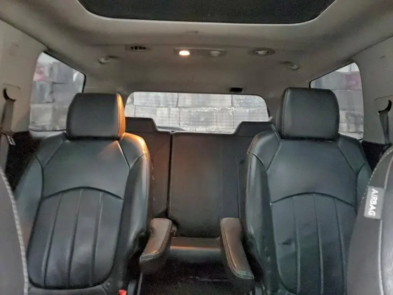 2016 GMC ACADIA SLT-2  