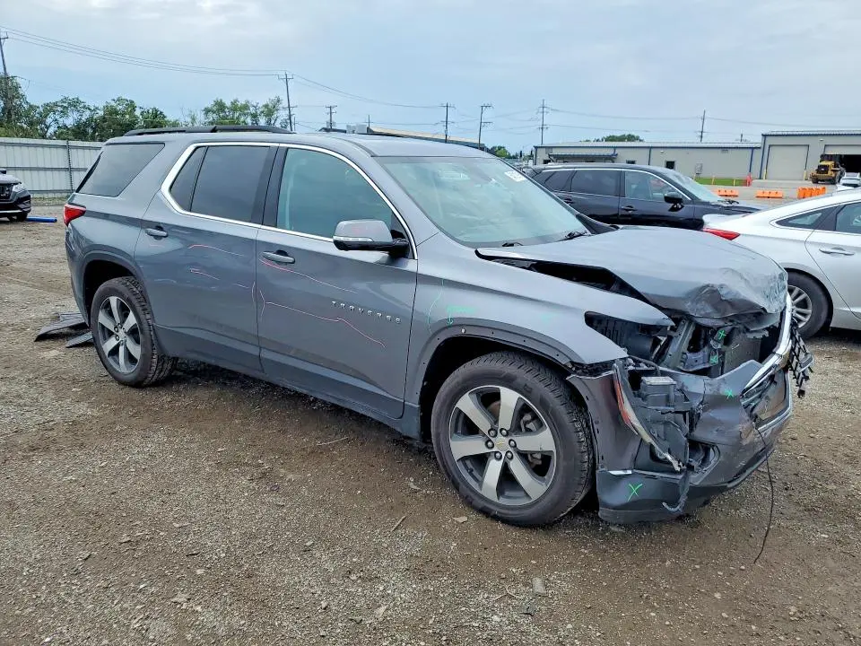2020 CHEVROLET TRAVERSE LT  