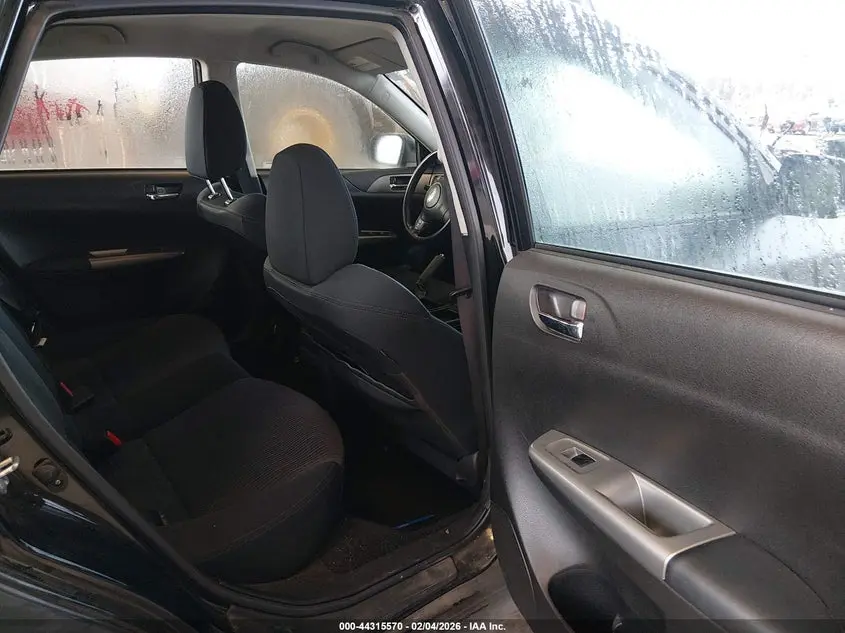 2010 SUBARU IMPREZA OUTBACK SPORT  