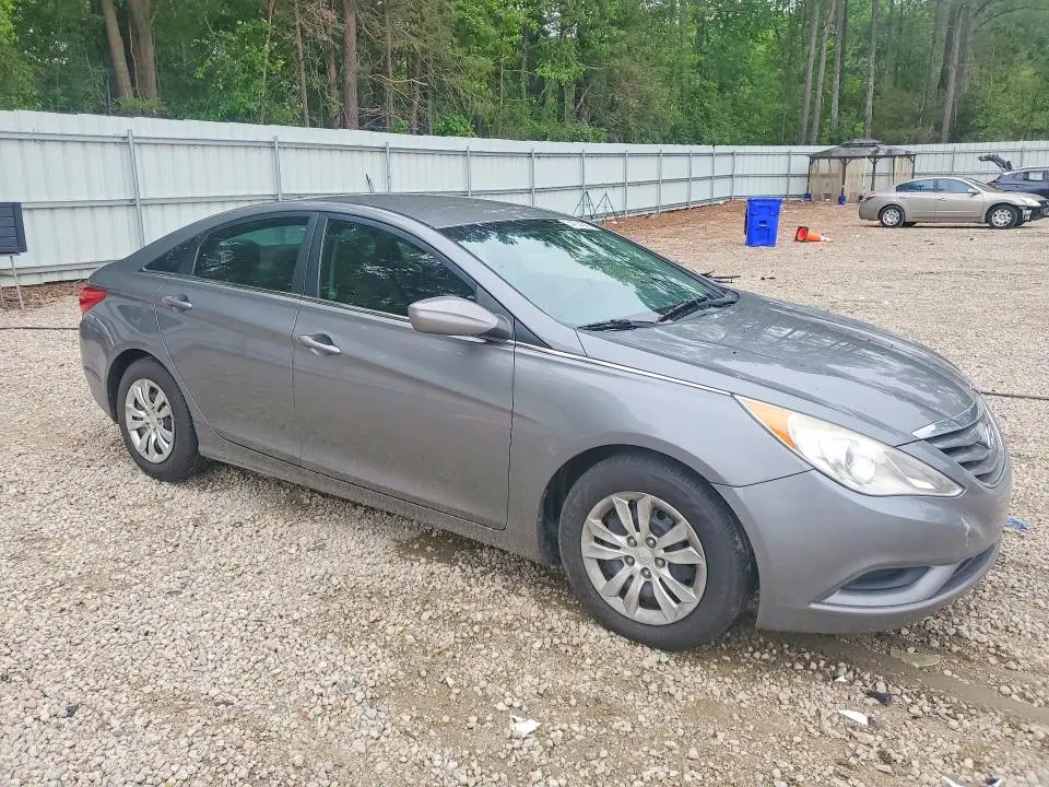 2012 HYUNDAI SONATA GLS  