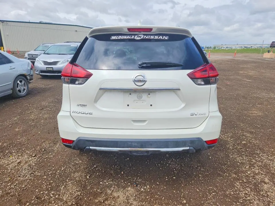 2018 NISSAN ROGUE S  