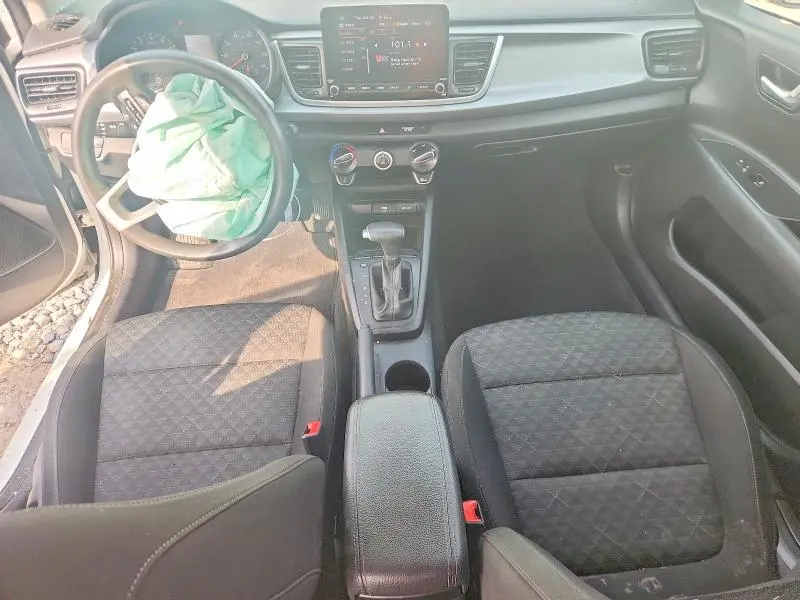 2022 KIA RIO S  