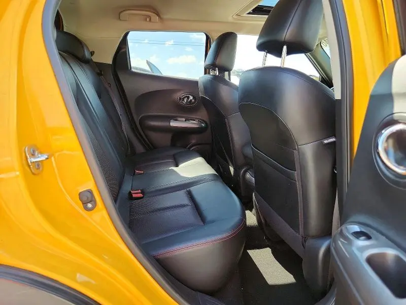 2016 NISSAN JUKE SL  