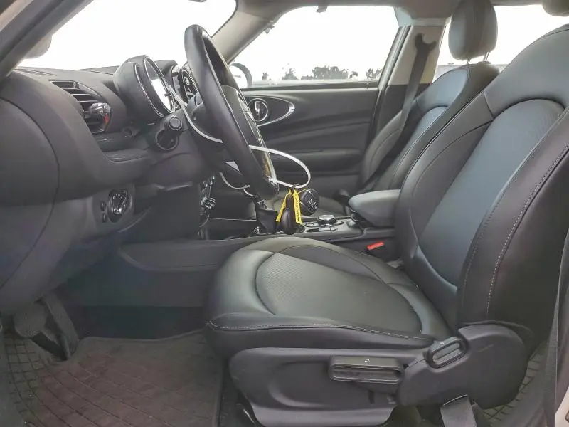 2016 MINI COOPER CLUBMAN  