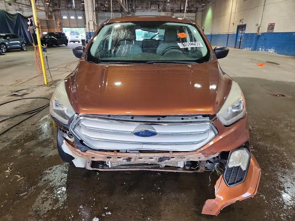 2017 FORD ESCAPE S  