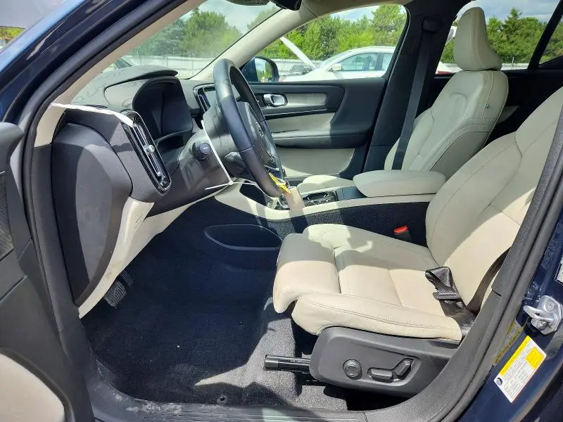 2019 VOLVO XC40 T5 INSCRIPTION  