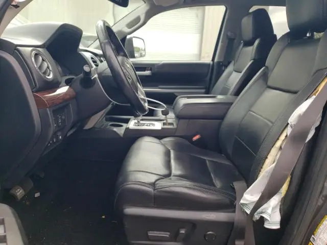2017 TOYOTA TUNDRA CREWMAX LIMITED  