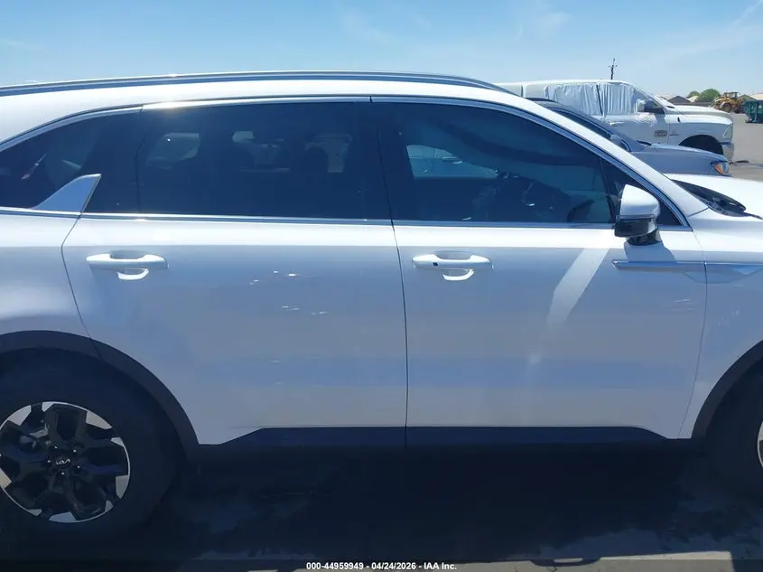 2025 KIA SORENTO S