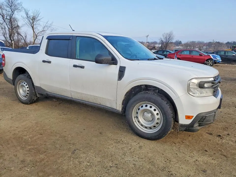 2024 FORD MAVERICK XL  
