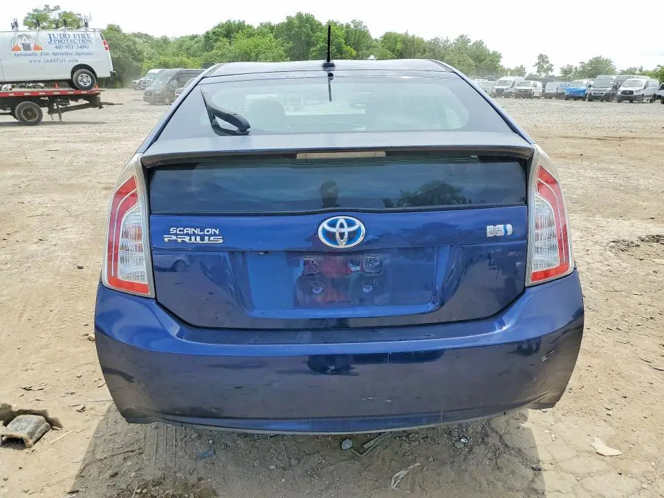 2012 TOYOTA PRIUS THREE  
