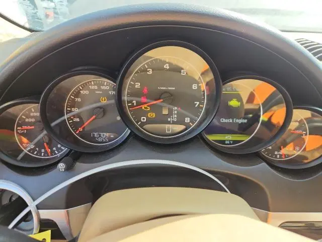 2011 PORSCHE CAYENNE   