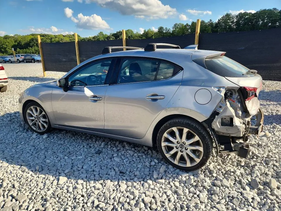2015 MAZDA 3 TOURING  