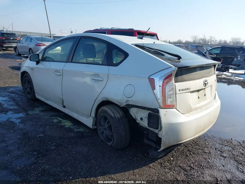 2014 TOYOTA PRIUS THREE