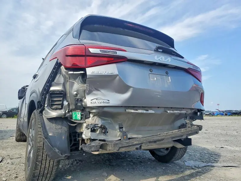 2022 KIA SELTOS LX  