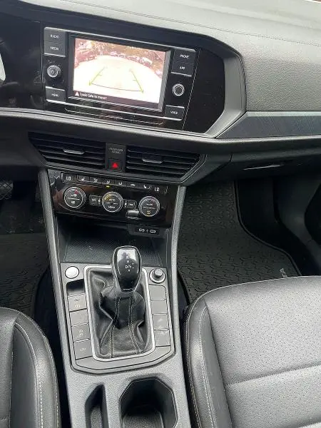 2022 VOLKSWAGEN JETTA SE  