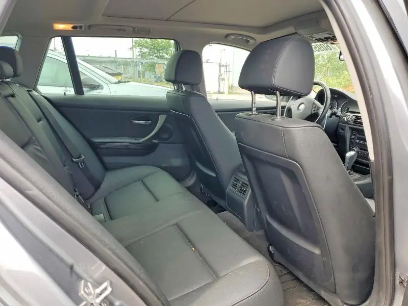 2011 BMW 328 XI  