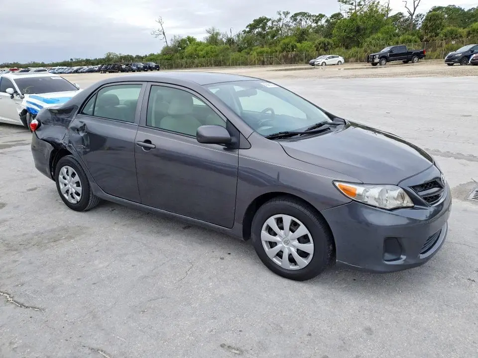 2013 TOYOTA COROLLA L  