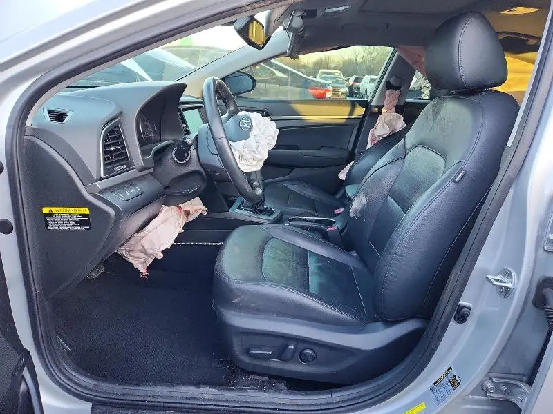 2018 HYUNDAI ELANTRA SEL  