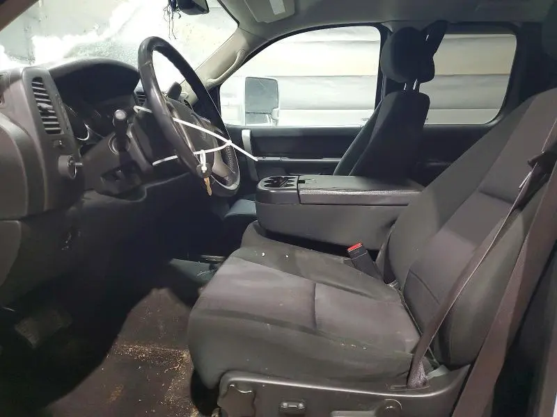 2012 GMC SIERRA K2500 SLE  