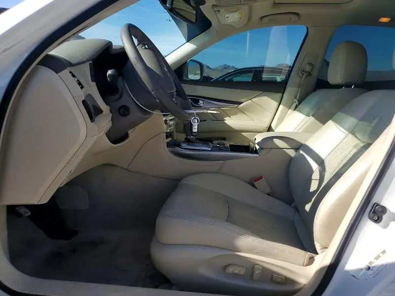 2012 INFINITI M37   