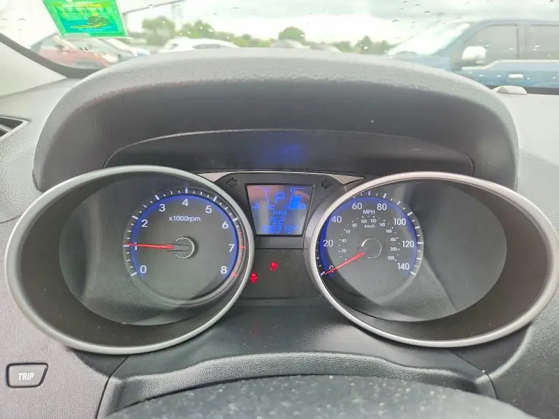 2012 HYUNDAI TUCSON GLS  