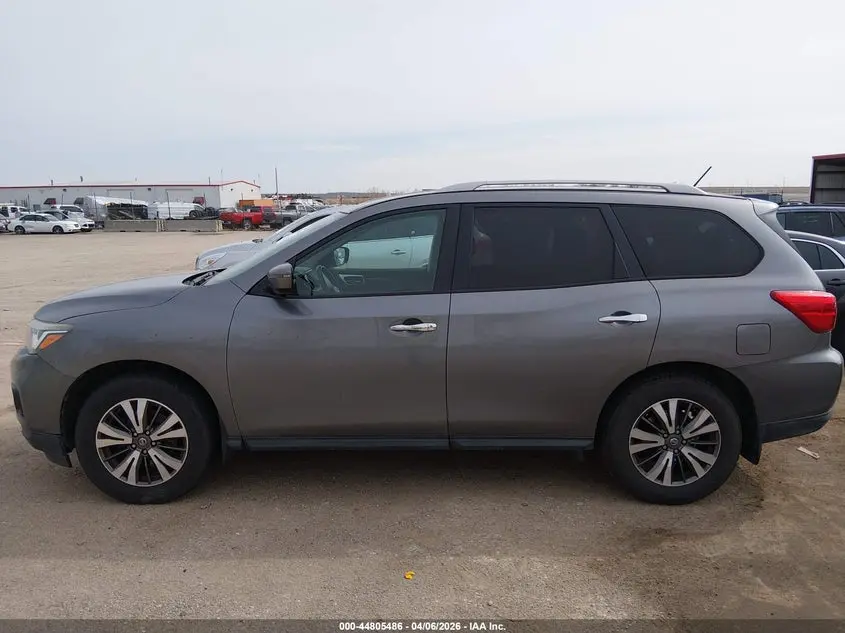 2017 NISSAN PATHFINDER S