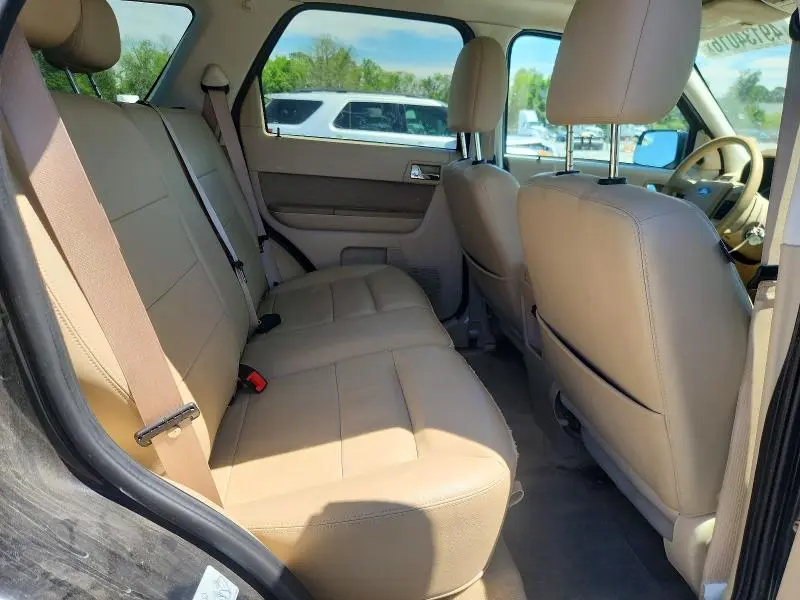 2011 FORD ESCAPE LIMITED  