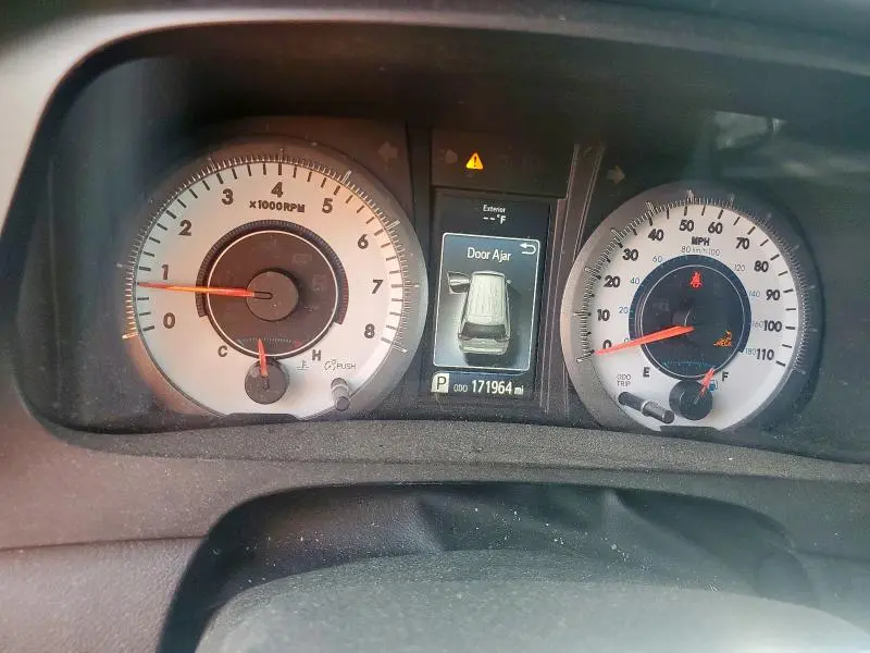2015 TOYOTA SIENNA SPORT  