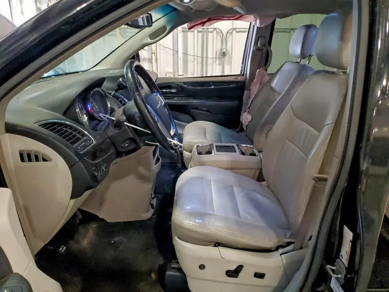 2012 CHRYSLER TOWN & COUNTRY TOURING  