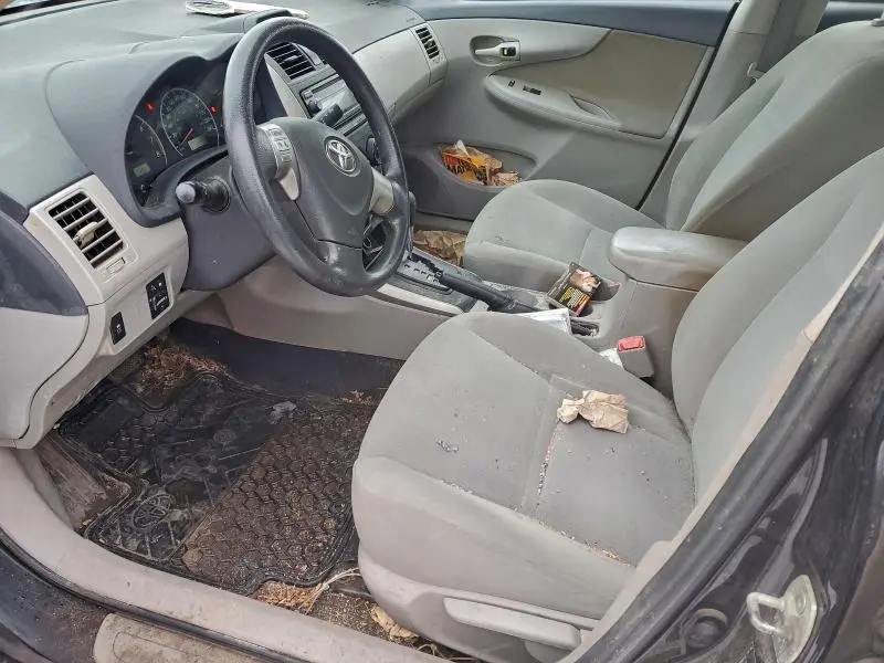 2013 TOYOTA COROLLA BASE  