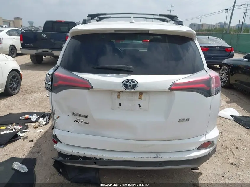 2017 TOYOTA RAV4 XLE