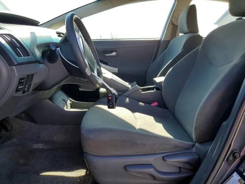 2011 TOYOTA PRIUS TWO  