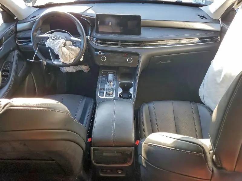 2022 INFINITI QX60 LUXE  