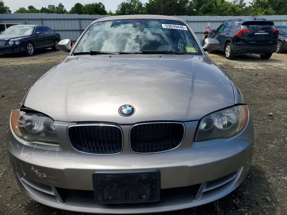 2011 BMW 128 I  