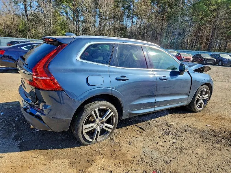 2018 VOLVO XC60 T6 MOMENTUM  