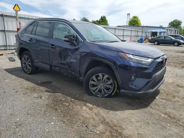 2024 TOYOTA RAV4 XLE PREMIUM  