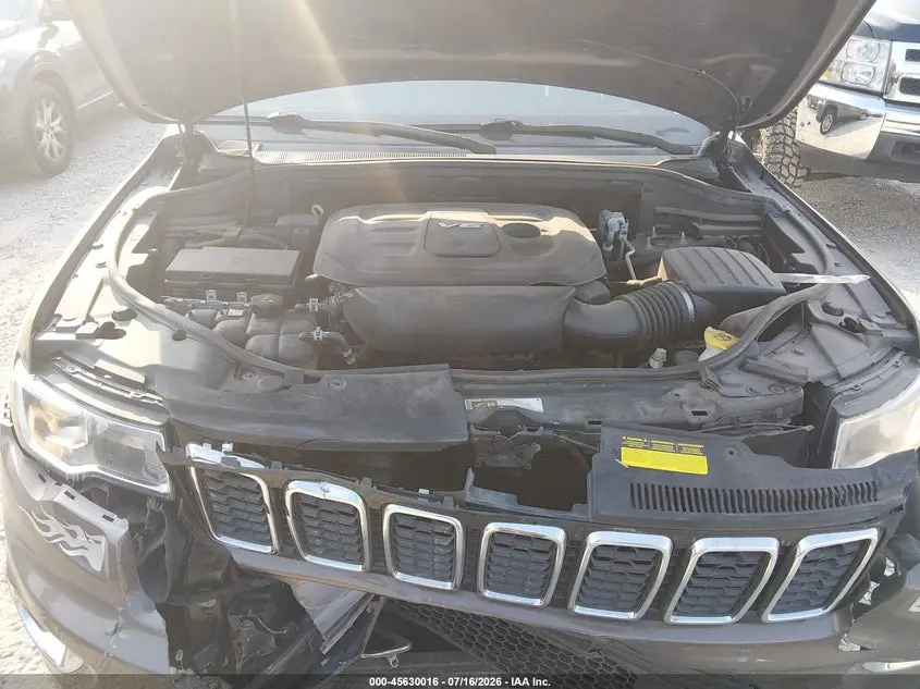 2019 JEEP GRAND CHEROKEE LAREDO E 4X2
