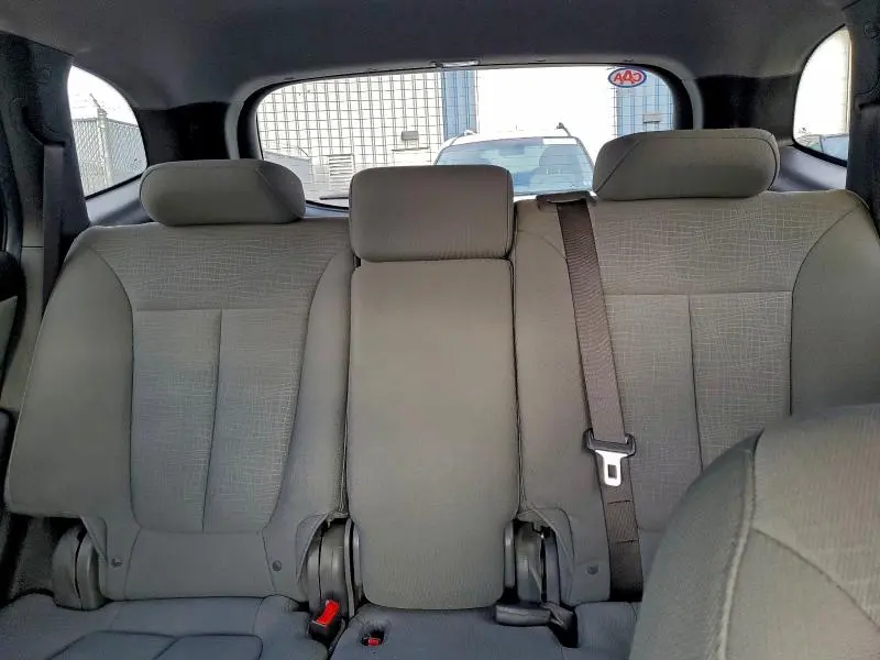 2010 HYUNDAI SANTA FE GLS  