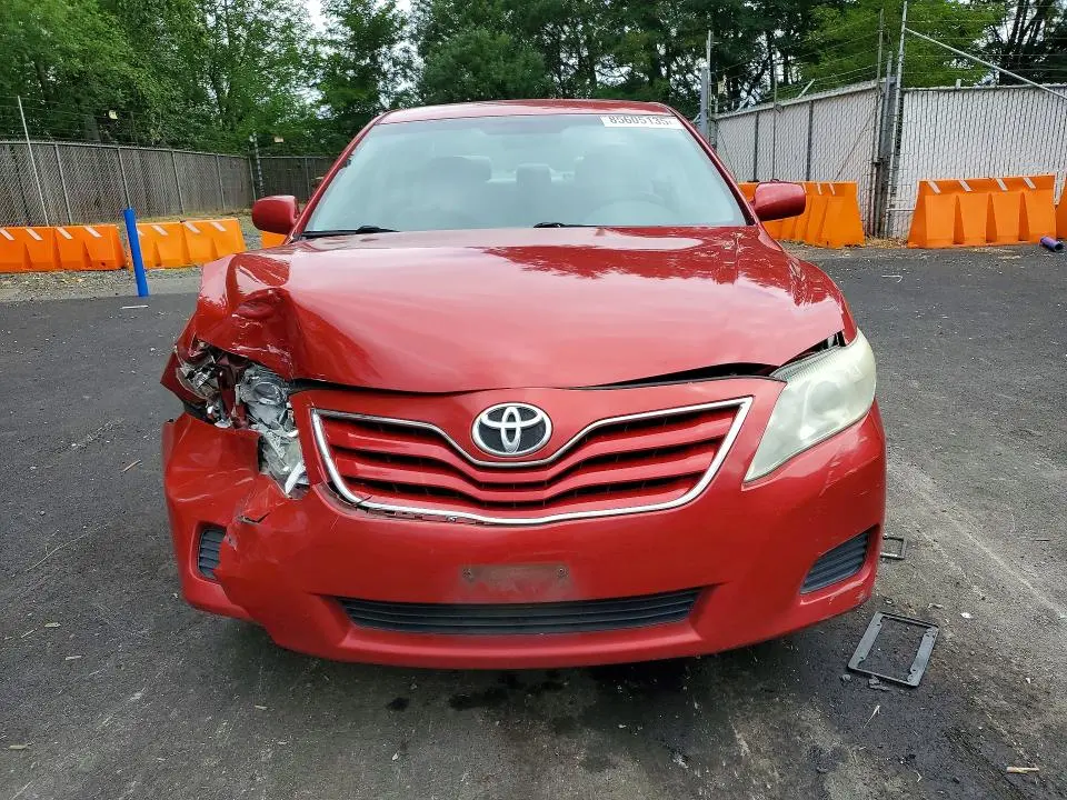 2010 TOYOTA CAMRY LE  