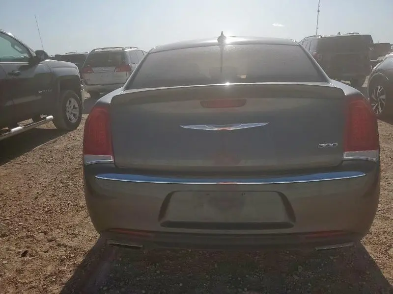 2015 CHRYSLER 300 LIMITED  